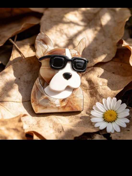 Jewelry - Marbled French bulldog brooch